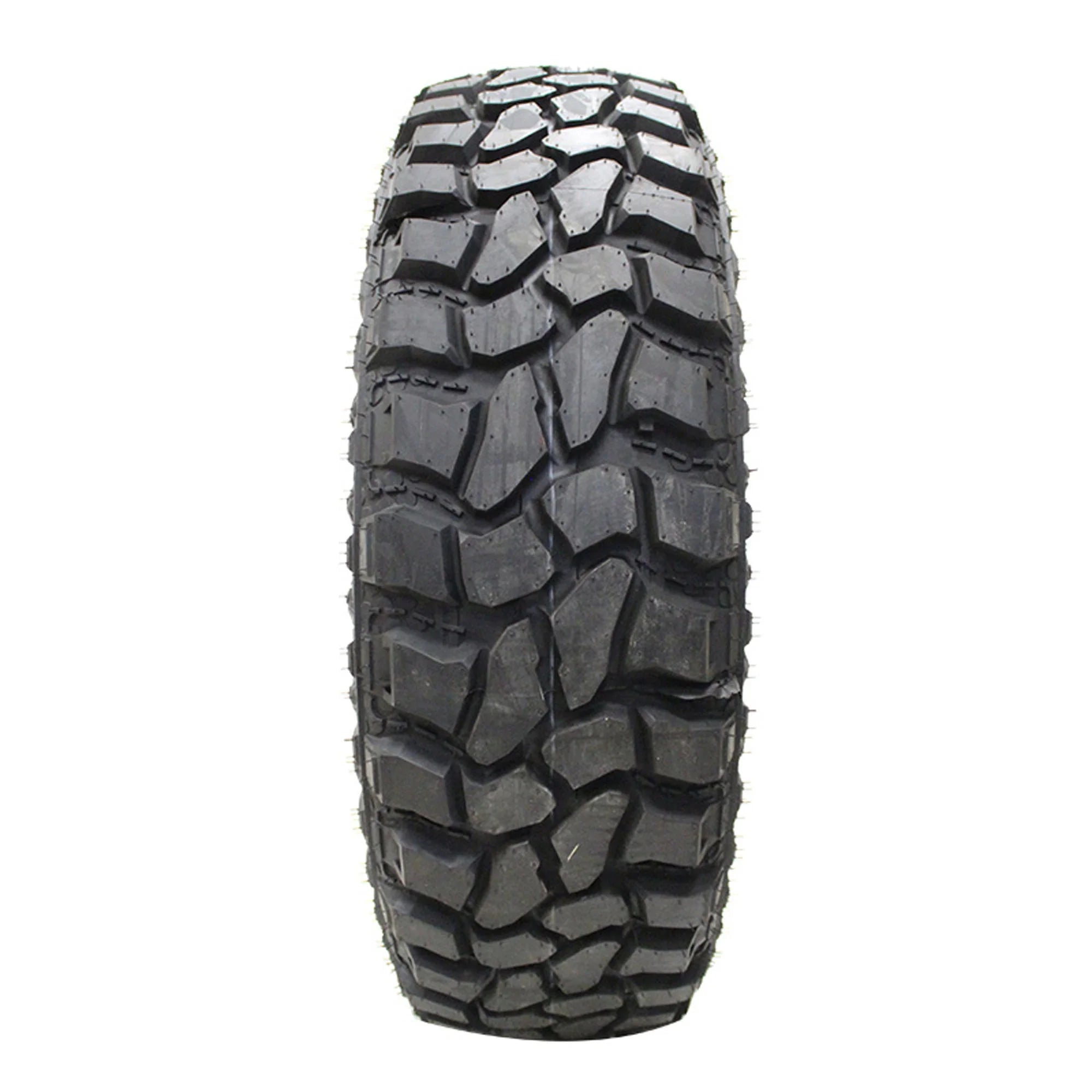 GT Radial Komodo MT Plus Mud Terrain LT235/75R15 104/101Q C Light Truck Tire