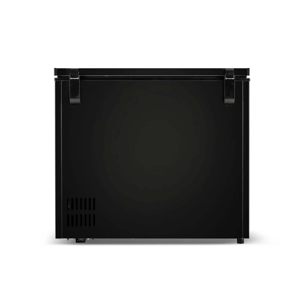 Frigidaire 7.0 Cu. ft. Chest Freezer. Black. EFRF7003-Black