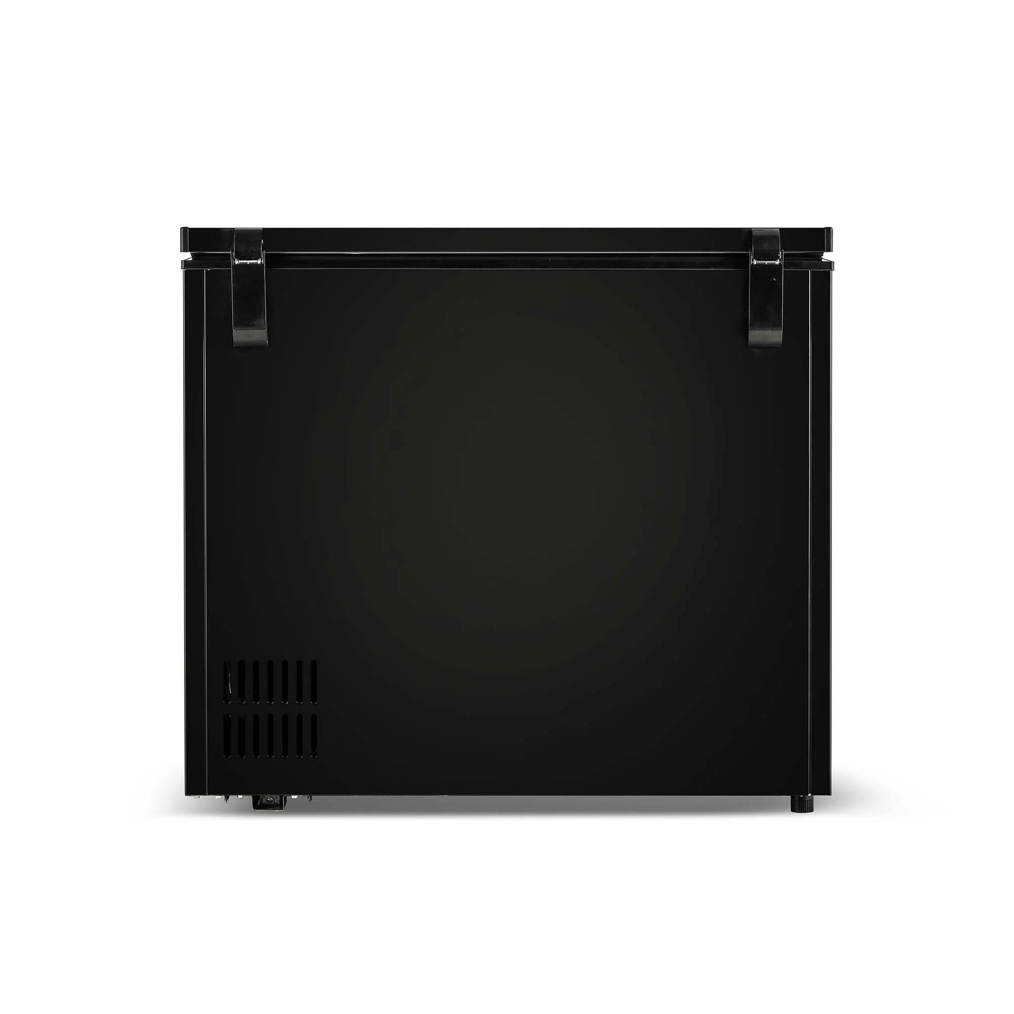 Frigidaire 7.0 Cu. ft. Chest Freezer. Black. EFRF7003-Black