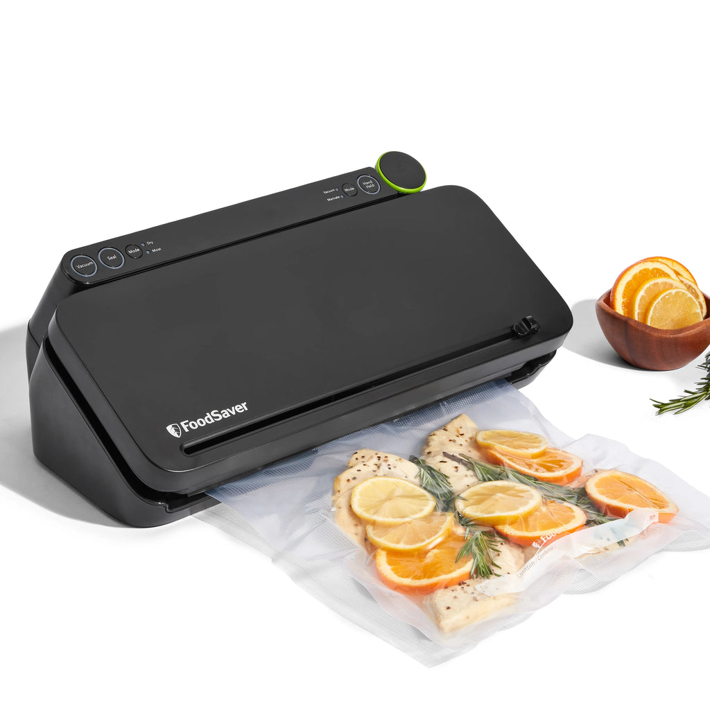 FoodSaver 2-in-1 Vacuum Sealer Machine Starter Kit with (60) Pre-Cut Bags. Professional Food Sealer With Built-In Handheld. Heavy Duty Construction. Complete Starter System for Bulk Food Storage & Freezer Meals