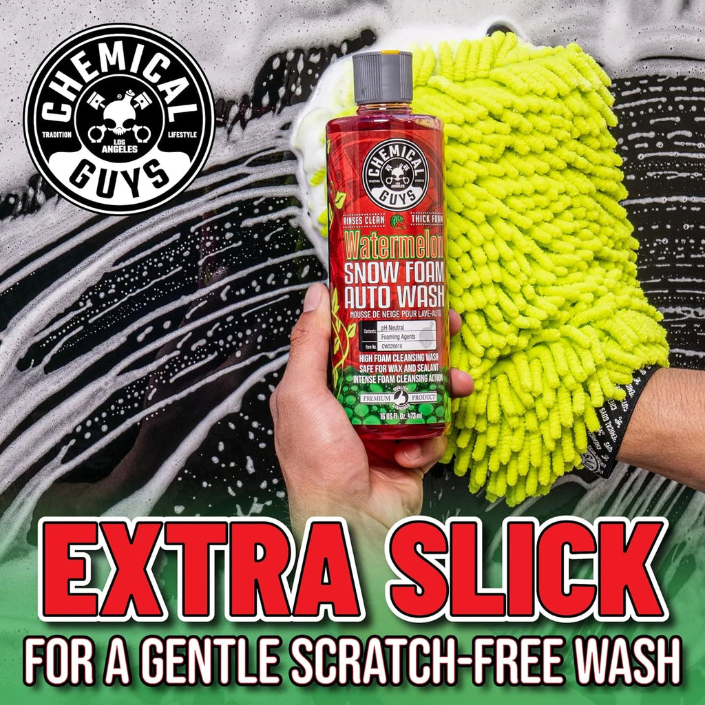 Chemical Guys HOL340 15-Piece Arsenal Builder Car Wash Kit with Foam Gun. Bucket. and (5) 16 oz Car Care Cleaning Chemicals. Gift for Car & Truck Lovers. Dads and DIYers (Works w/Garden Hose)