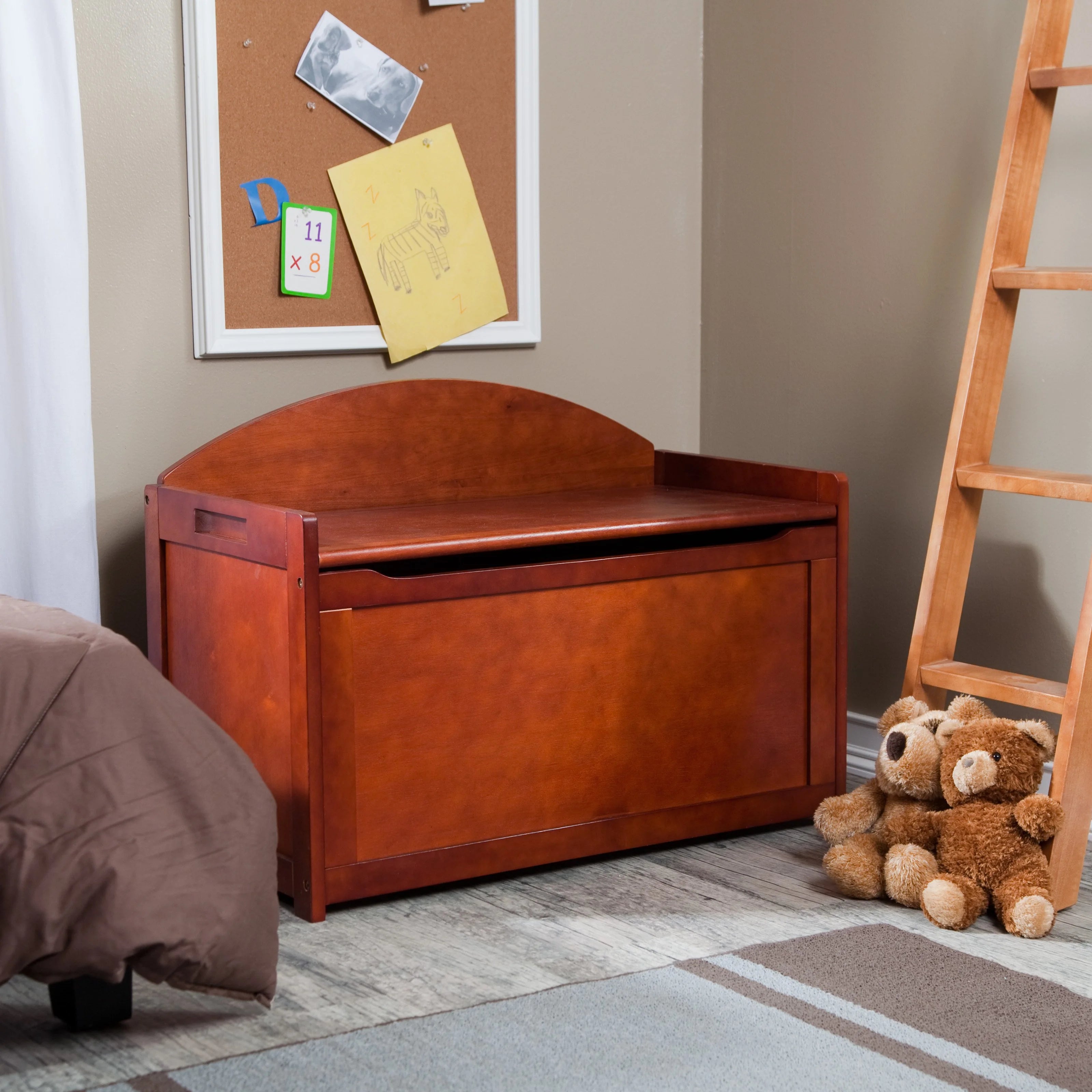 Lipper International Toy Chest. Espresso