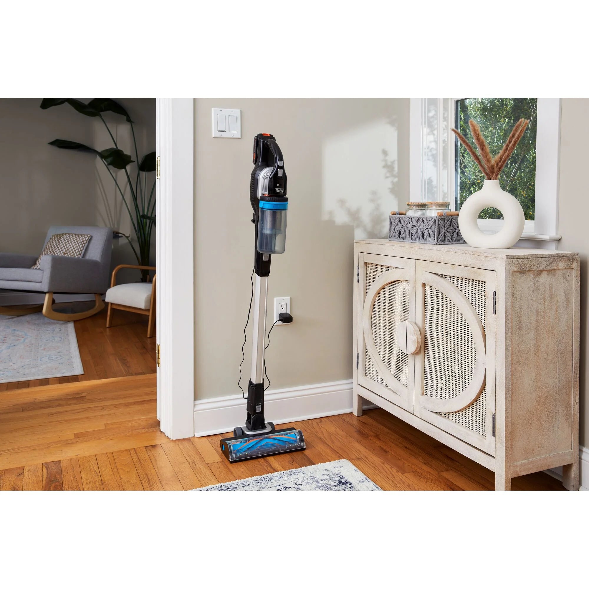 BLACK+DECKER POWERSERIES Extreme MAX 20V MAX* Cordless Stick Vacuum. BHFEB520D1