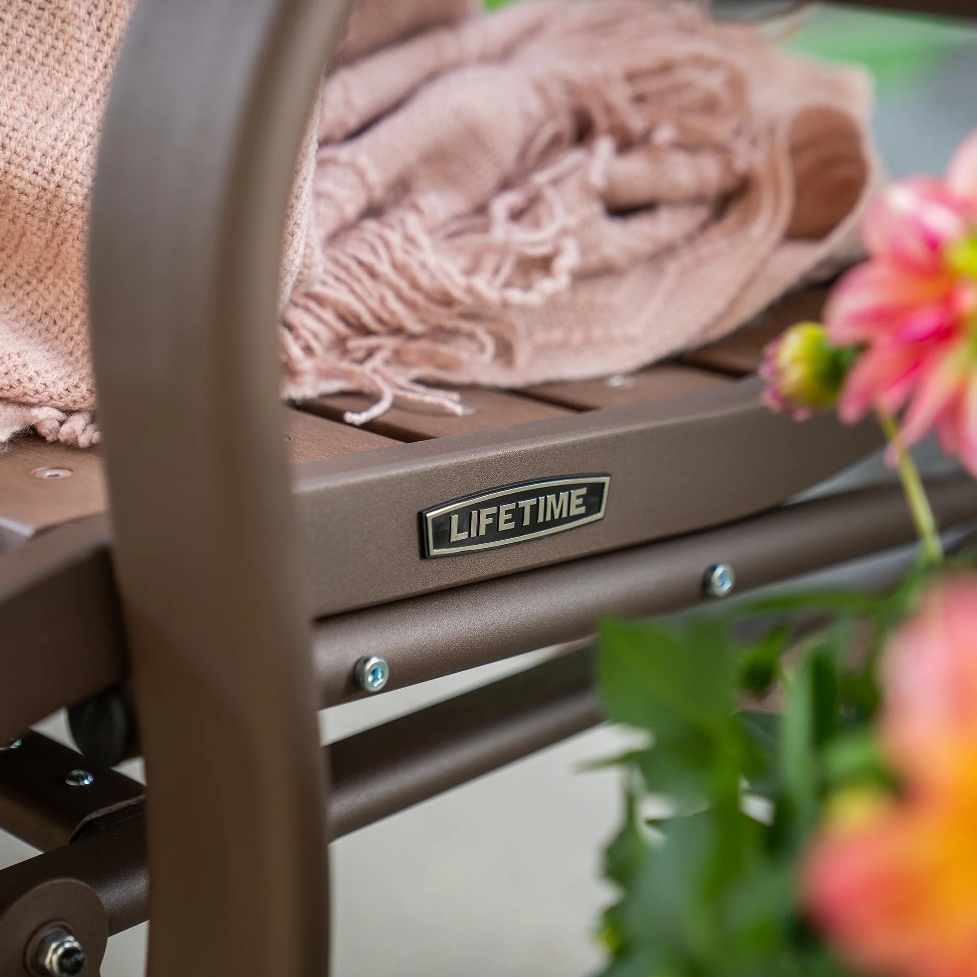 Lifetime Outdoor Glider Bench. Faux Wood. Brown 60290