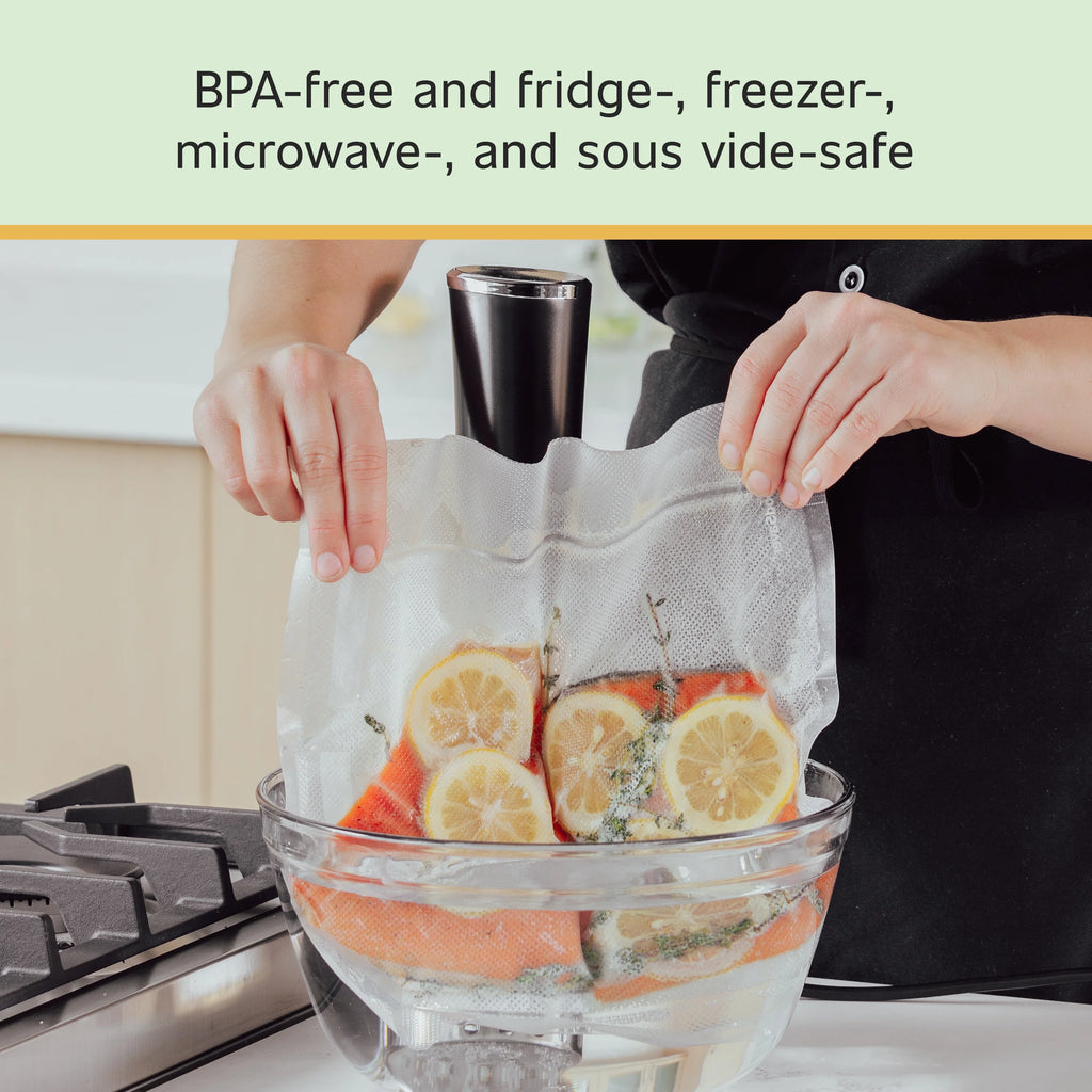 FoodSaver 2-in-1 Vacuum Sealer Machine Starter Kit with (60) Pre-Cut Bags. Professional Food Sealer With Built-In Handheld. Heavy Duty Construction. Complete Starter System for Bulk Food Storage & Freezer Meals