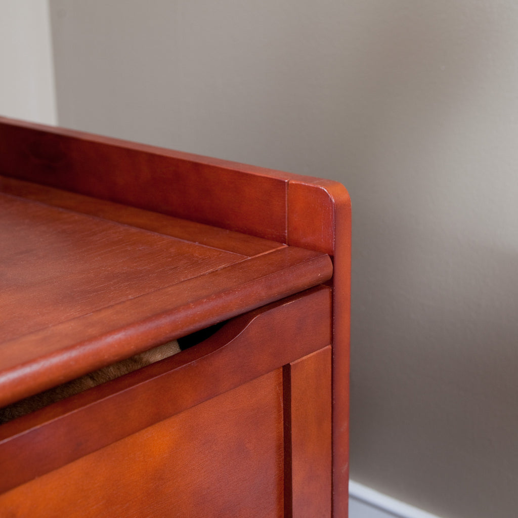 Lipper International Toy Chest. Espresso