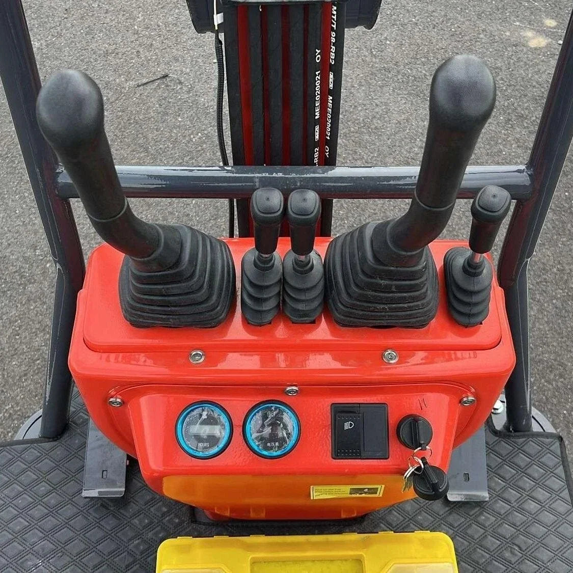 AGT 1 Ton. 13.5HP RATO Engine Mini Excavator | MX15RX