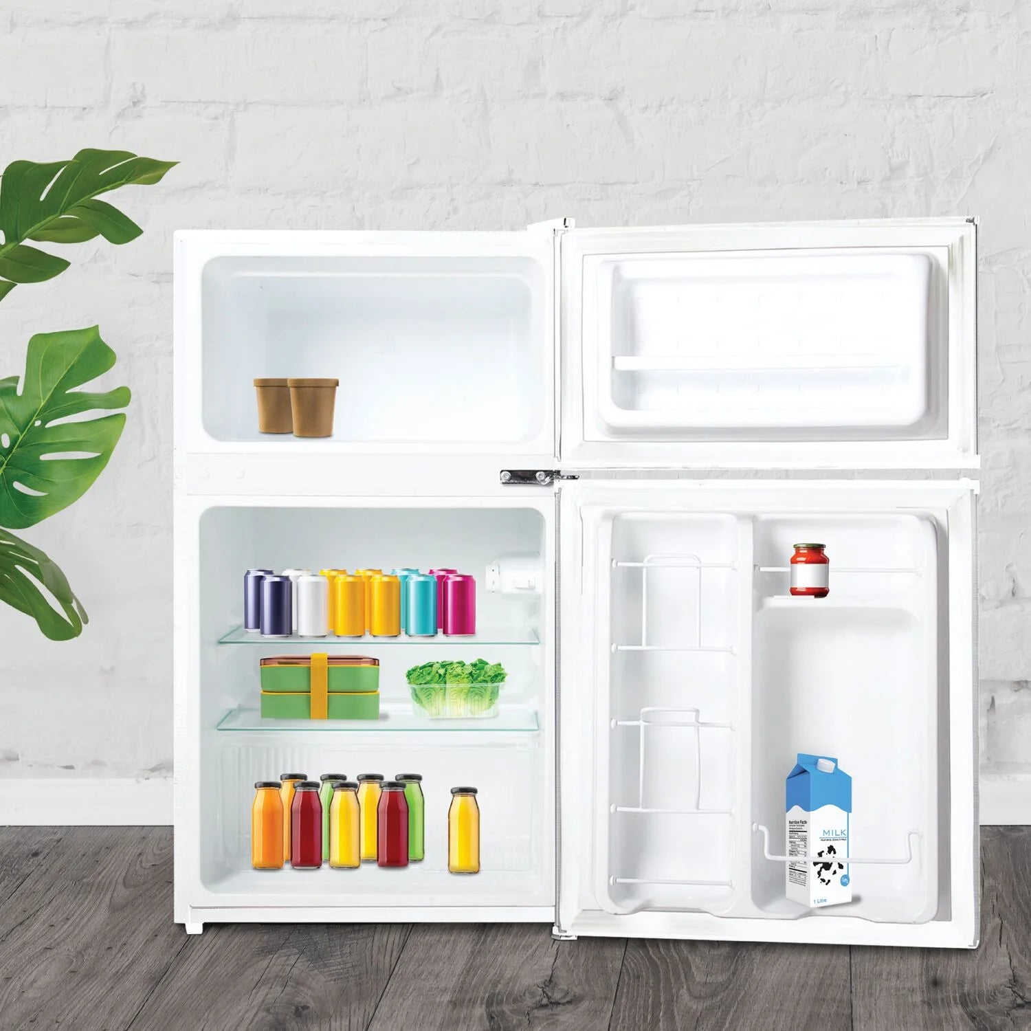 Keystone New Standard 3.1 Cu. ft. 18.5 in W Compact Standard Door Refrigerator/Freezer. White. KSTRC312CW