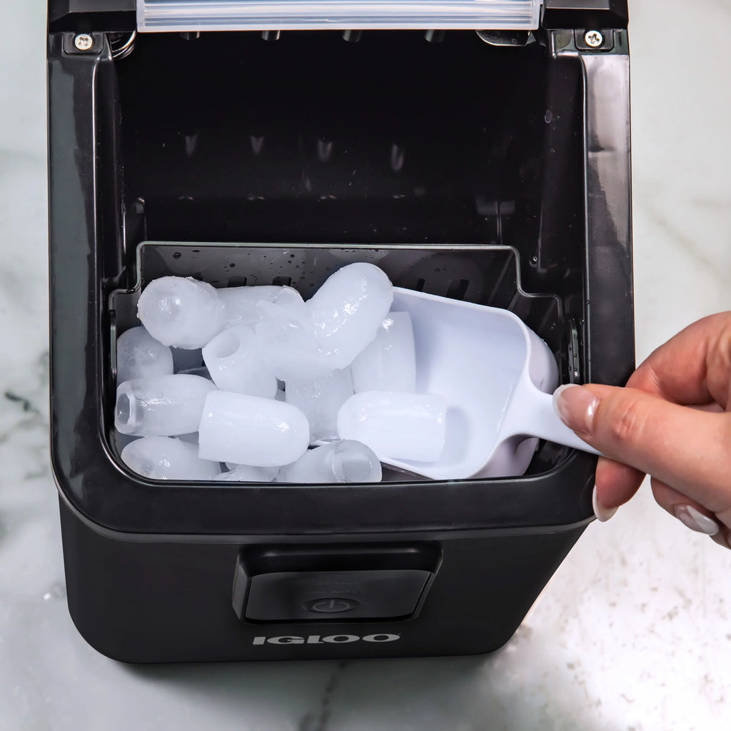 Igloo Self-Cleaning Countertop Ice Maker - Compact and Portable - Creates 26 lbs. Per Day. 8 Pieces Ready Every 7-8 Minutes - Includes Ice Scoop and Basket - Aqua